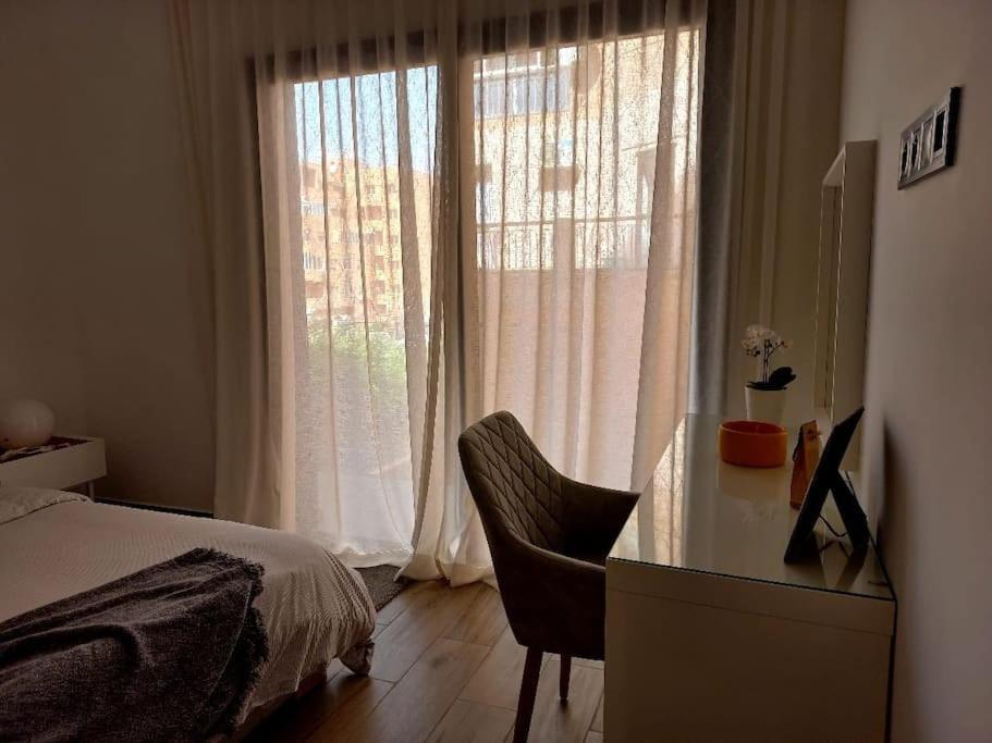 Appartement Cosy Au Coeur De Marrakech Avec Piscine マラケシュ エクステリア 写真