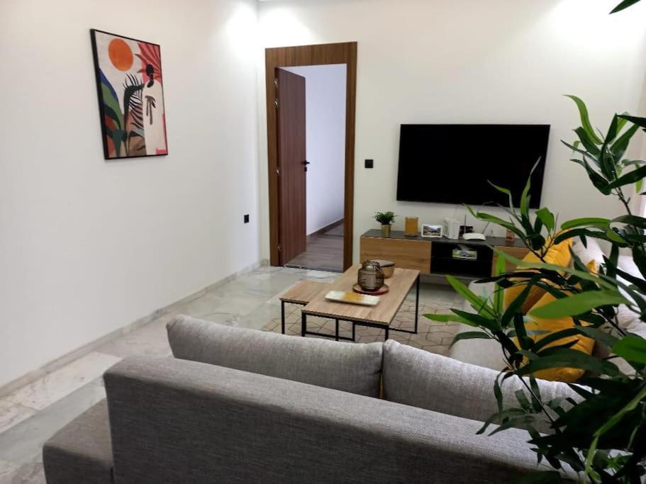 Appartement Cosy Au Coeur De Marrakech Avec Piscine マラケシュ エクステリア 写真