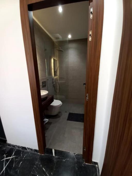Appartement Cosy Au Coeur De Marrakech Avec Piscine マラケシュ エクステリア 写真