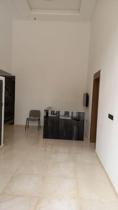 Appartement Cosy Au Coeur De Marrakech Avec Piscine マラケシュ エクステリア 写真
